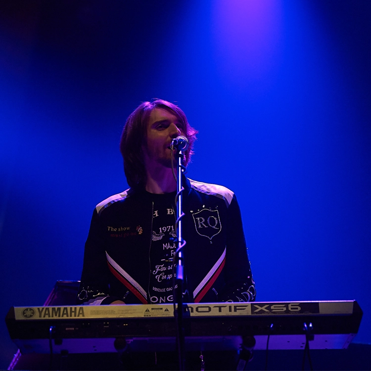 Берсенёв Михаил - Синтезатор, гитара, бэк вокал